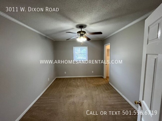 Building Photo - 3011 W Dixon Rd