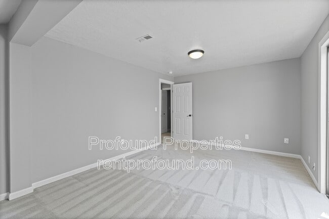 Building Photo - 12340 NW McDaniel Rd