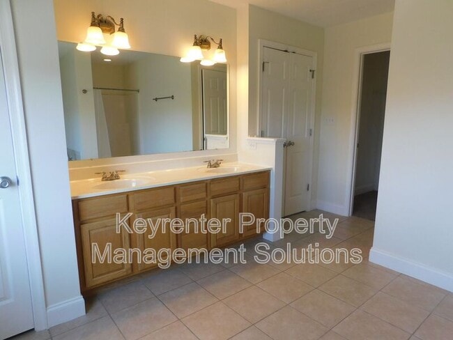 Building Photo - 34 Enchanted View Cir