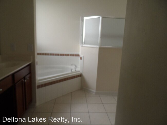 Building Photo - 3 br, 2 bath House - 234 W Tarrington Dr