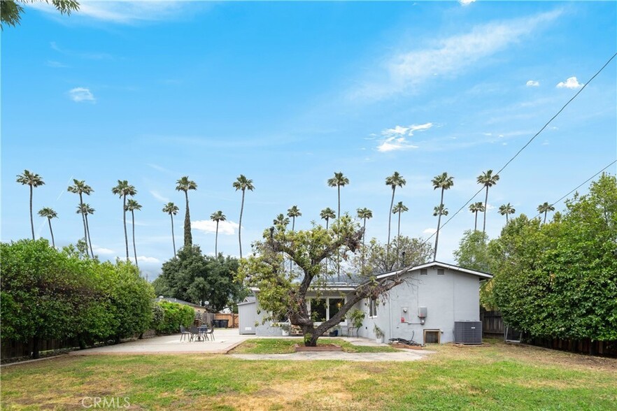 Building Photo - 740 Figueroa Dr