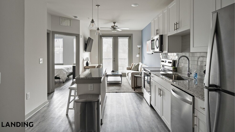 Building Photo - 2165 Nolensville Pk
