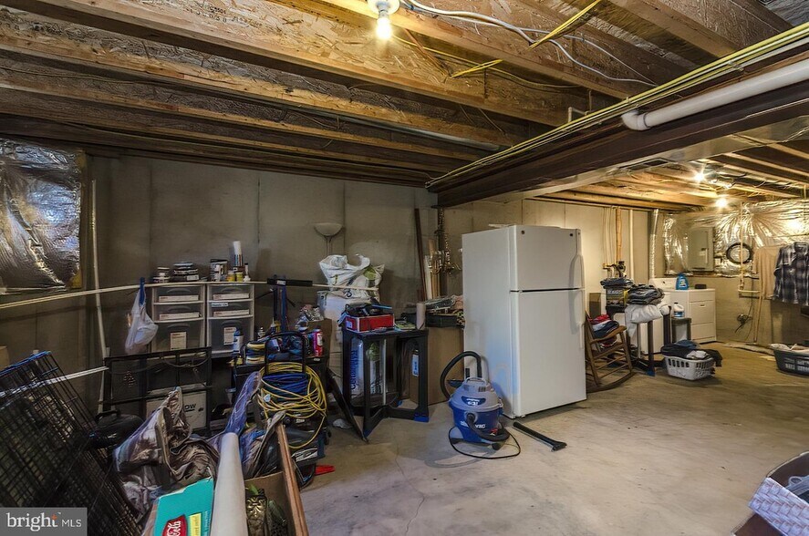 Building Photo - 9 E Calabash Ct