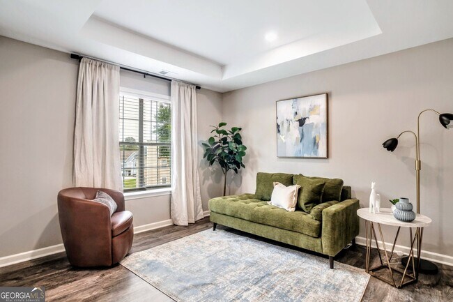 Building Photo - 8008 Clearview Cir