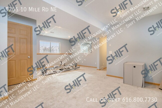 Building Photo - 9755 10 Mile Rd NE