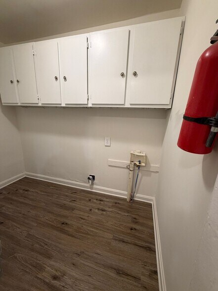 Building Photo - 2368 Jernigan Pl SE