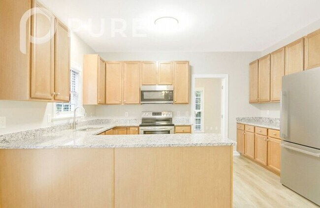 Building Photo - 5824 Clarks Fork Dr