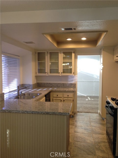 Building Photo - 10482 Sagecrest Dr