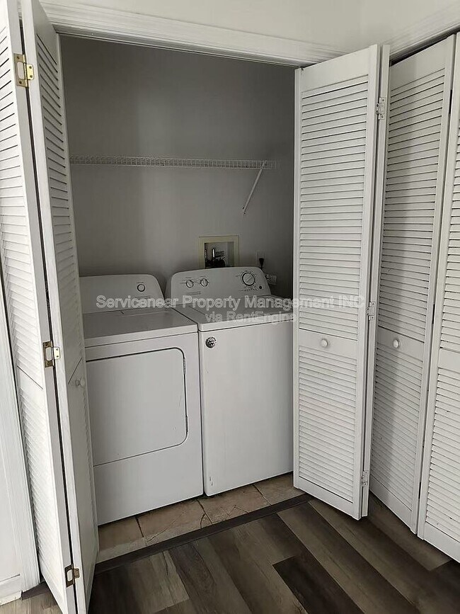 Building Photo - 8834 Grand Palms Cir