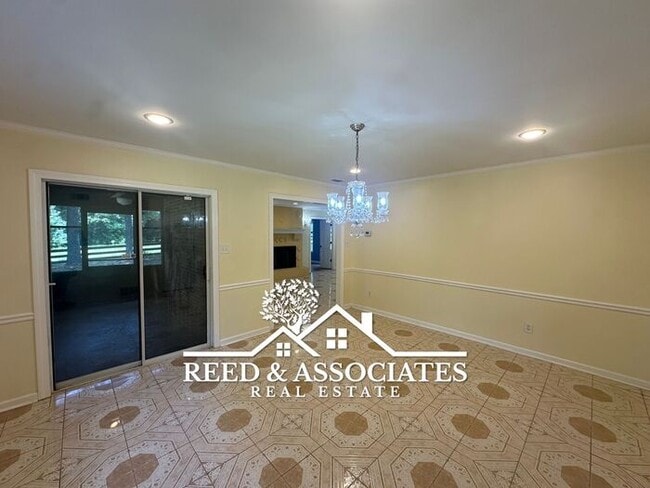 Building Photo - Charming Collierville Home ~3 Bedroom