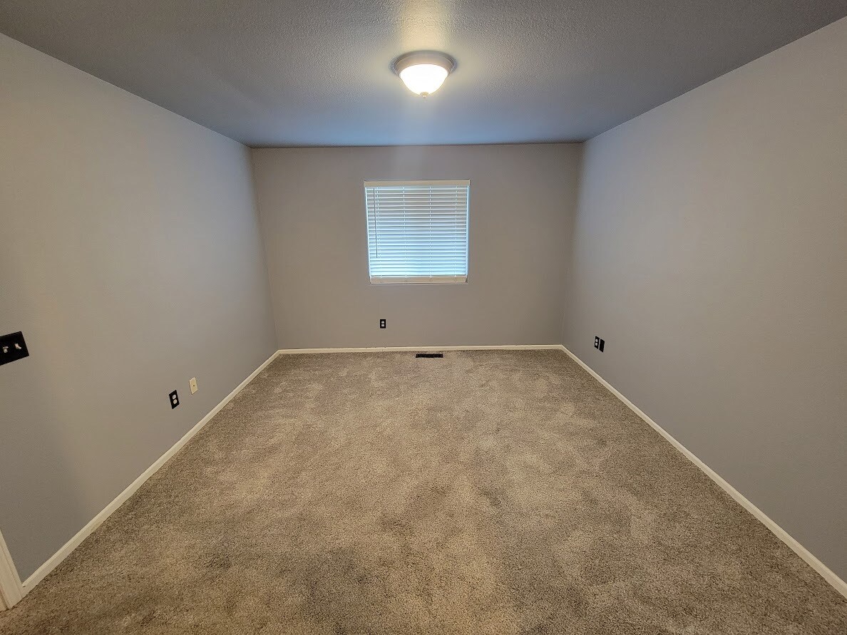 guest bedroom - 714 Joy Ave