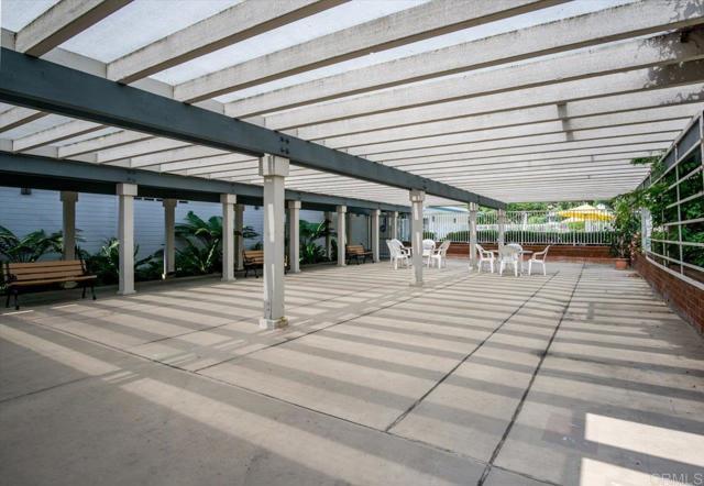 Building Photo - 1508 Circa Del Lago