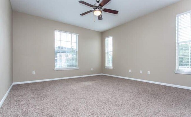 Building Photo - 2 bedroom in Humble TX 77396