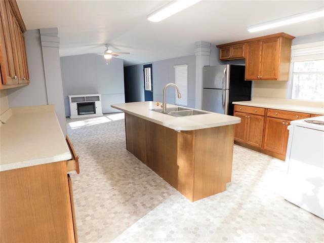 Building Photo - 323 Co Rd 3504