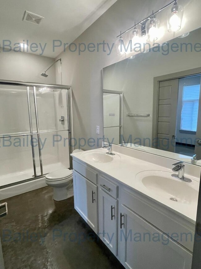 Building Photo - 3814 Jett Ln