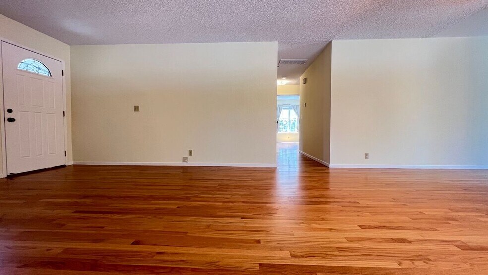 Building Photo - 265 Ingram Ct