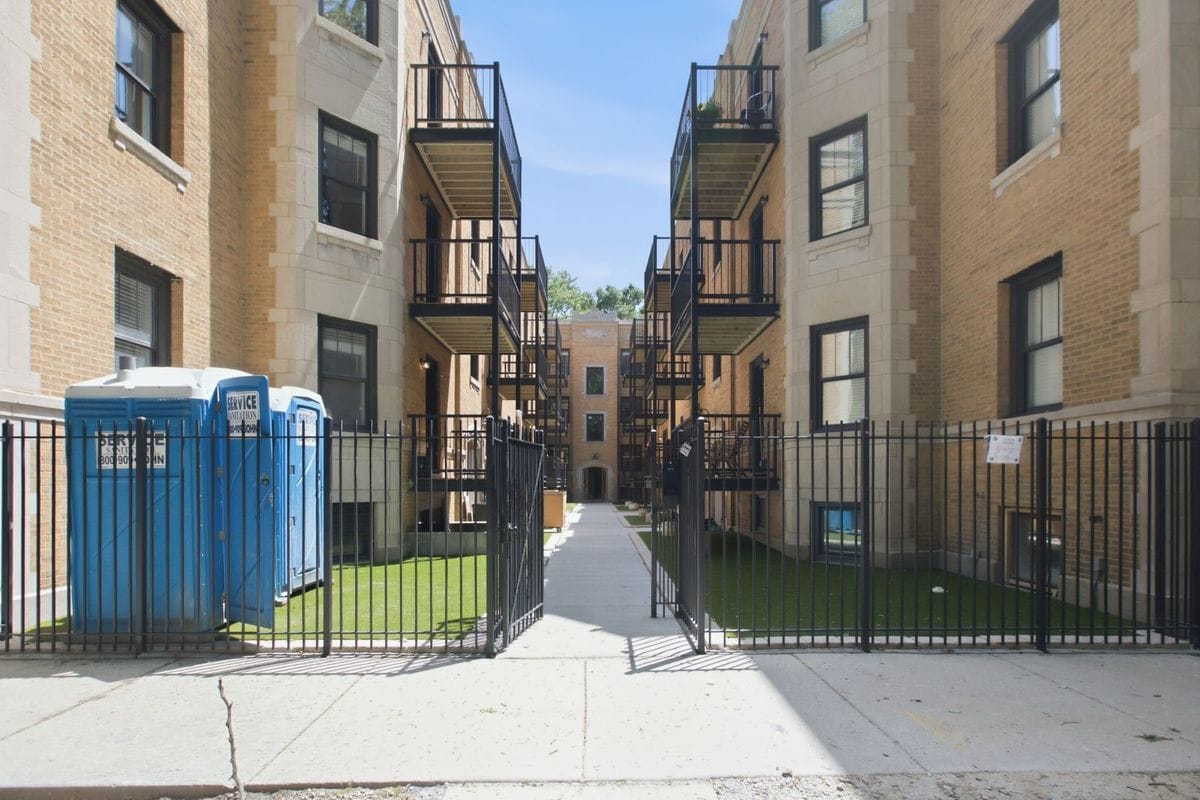 Building Photo - 2237 N Bissell St
