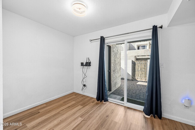 Building Photo - 6820 S Snyder Ln