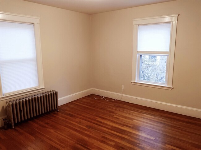 Building Photo - 41 Whittemore Rd