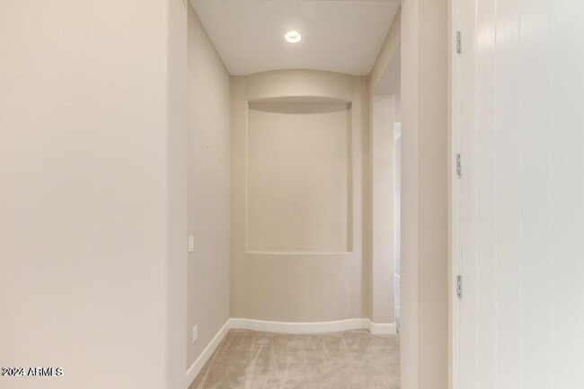Building Photo - 13695 N 148th Dr
