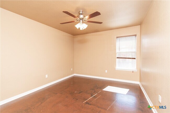 Building Photo - 1511 Powder River Dr