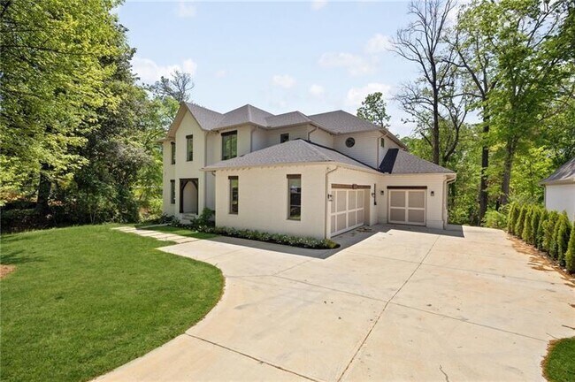 Building Photo - 1068 Moores Mill Rd NW