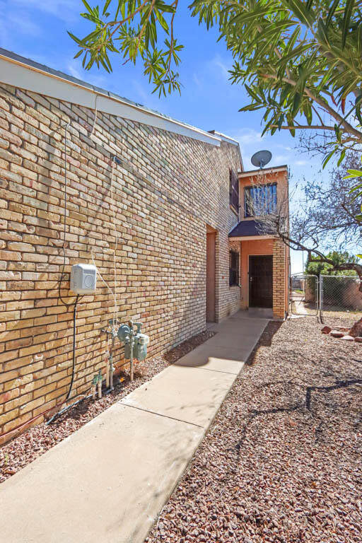 Building Photo - 7080 Portugal Dr