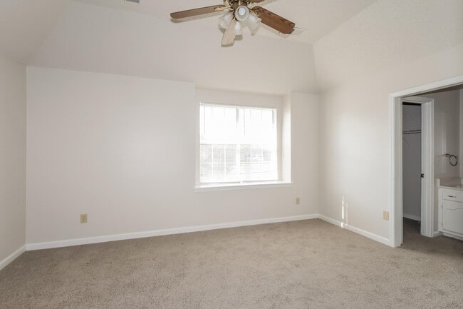 Building Photo - 4680 Tumblebrook Cove