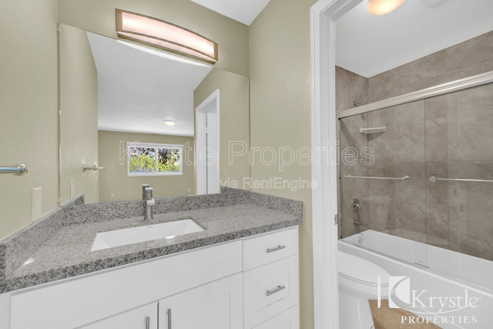 Building Photo - 201 Nautical Ct