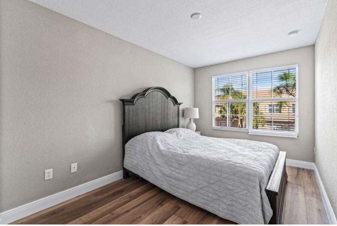Building Photo - 5979 Monterra Club Dr