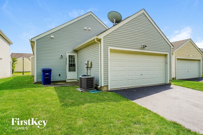 Building Photo - 2820 Hillstone St