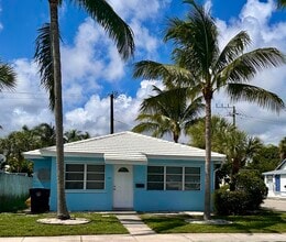 Building Photo - 303 S L St
