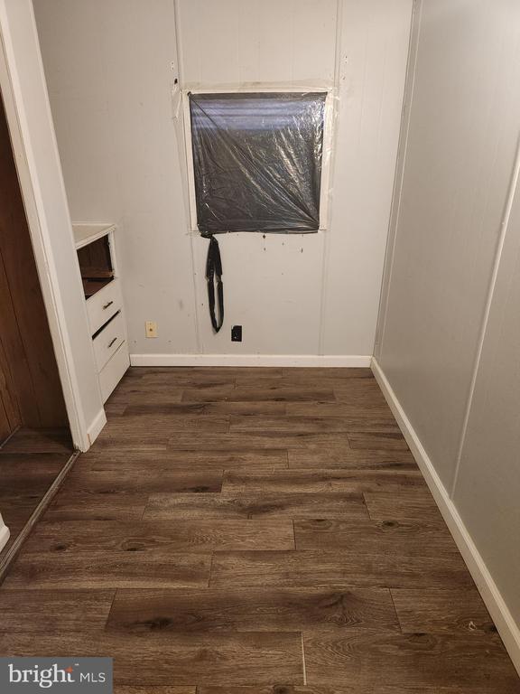 Building Photo - 203 Twigg Dr