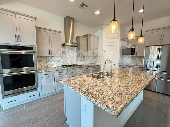 Building Photo - 5214 W Thresher Way