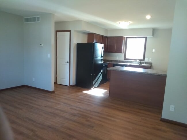 Building Photo - South 4th 4 plex