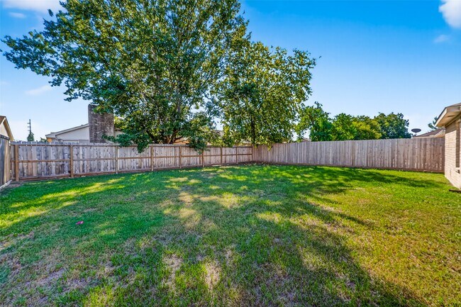 Building Photo - 4422 Wee Lassie Ln