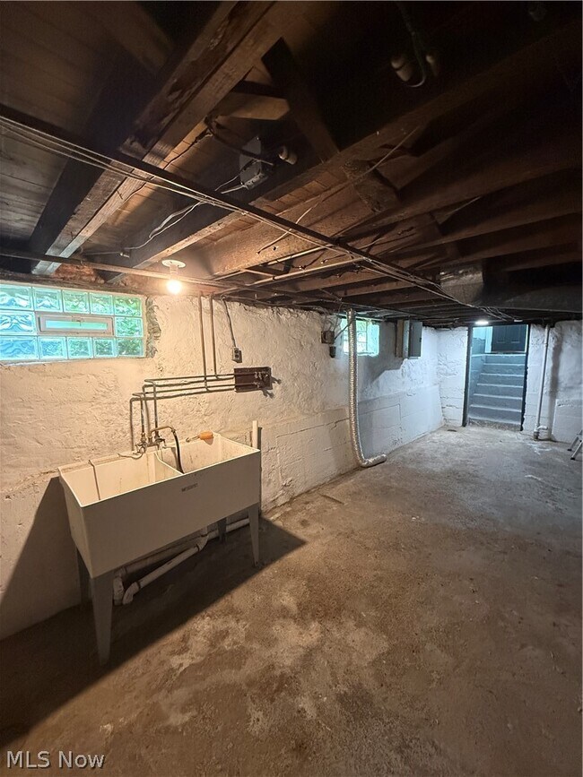 Building Photo - 49 Palmetto Ave