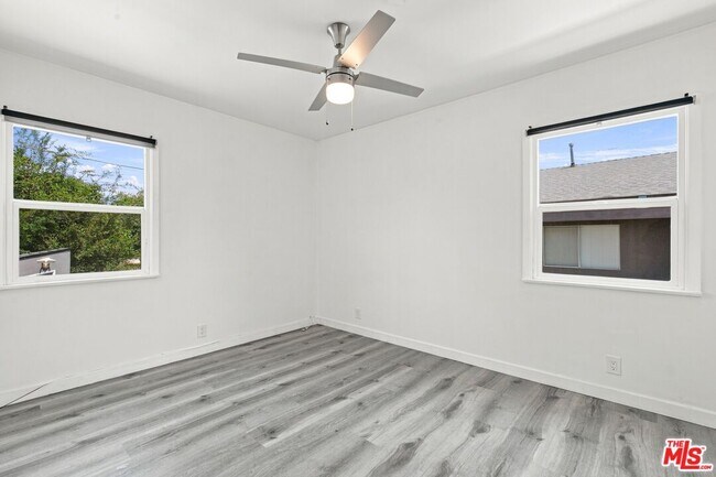 Building Photo - 11485 Cumpston St
