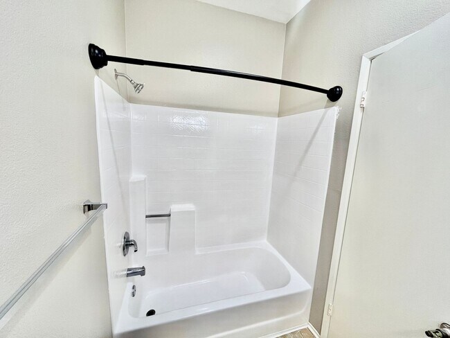 Building Photo - Spacious Remodeled Condo at River Colony Community in Mission Valley