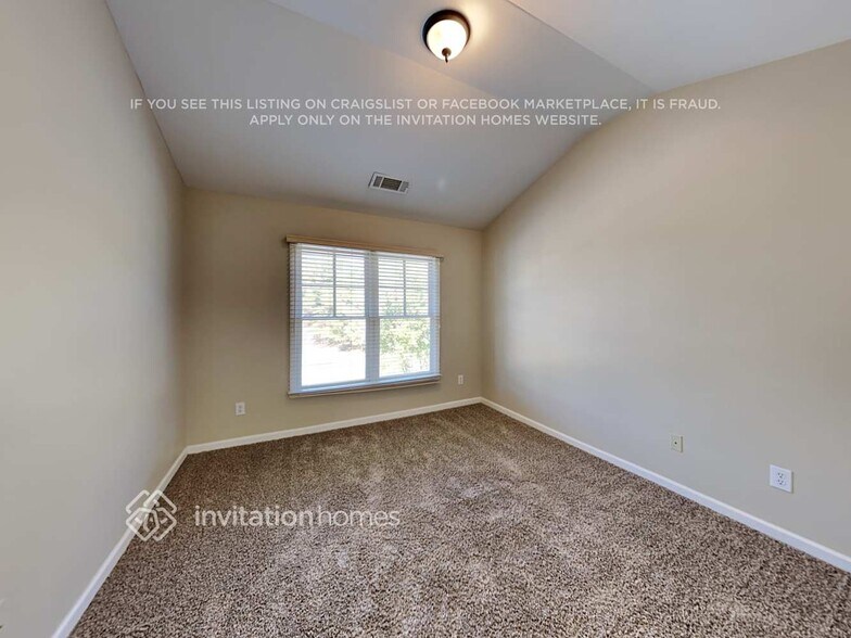 Building Photo - 3357 Perimeter Cir