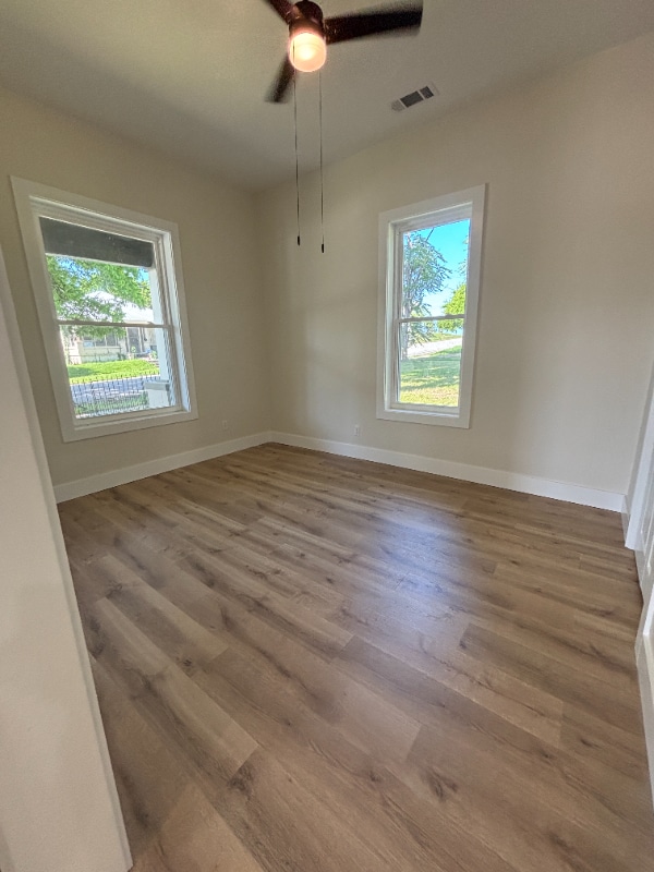 Building Photo - 321 E Main St