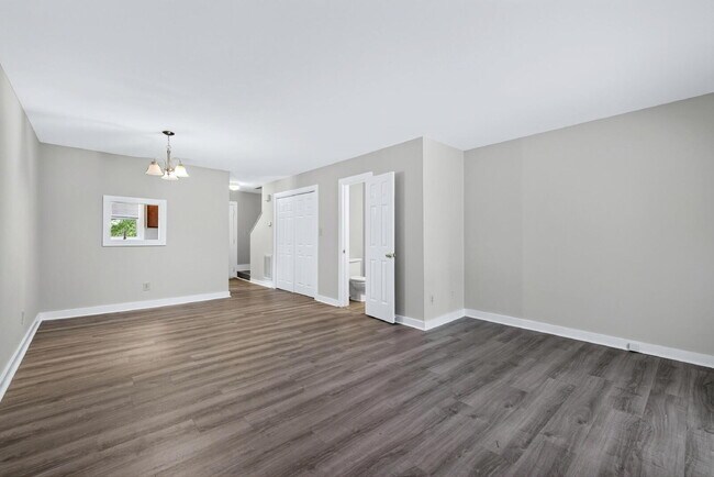 Building Photo - 5541 Kaplan Dr