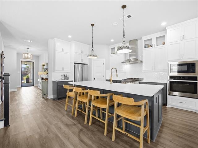 Building Photo - 2325 Offerande Dr