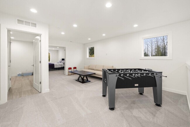 Building Photo - 11612 SE 196th St