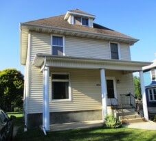 Building Photo - 208 W Emerson St