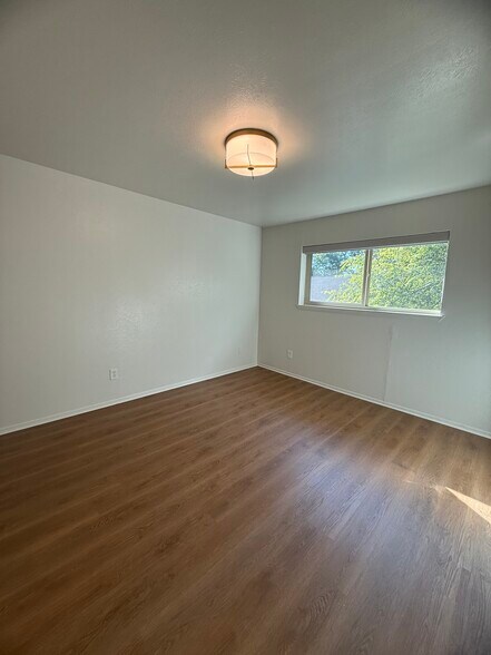 Building Photo - 1201 N Austin St