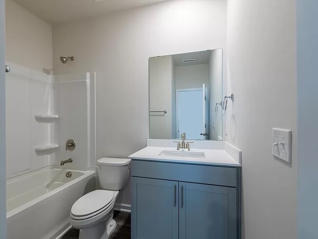 Building Photo - 1032 Umstead Grove Way