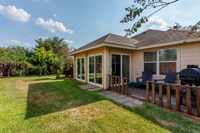 Building Photo - 24718 Cobble Canyon Ln