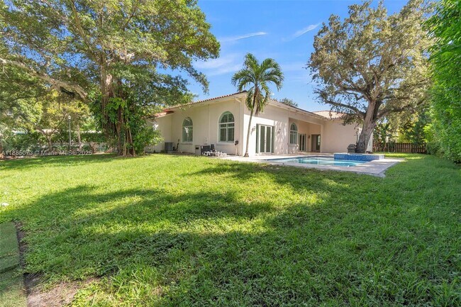 Building Photo - 17910 SW 80th Ave