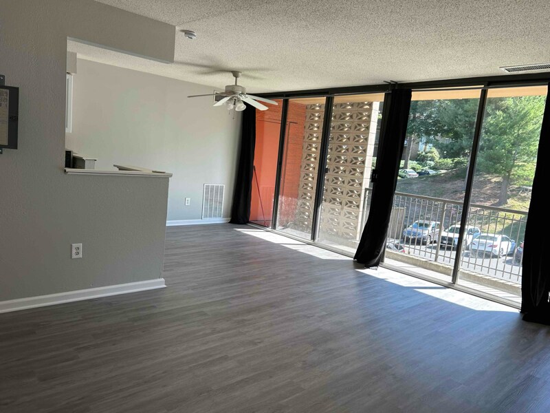 Building Photo - 4 S Van Dorn St